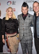 28C4237900000578-3084985-Reunited_and_it_feels_so_good_Gwen_attended_the_event_with_her_N-a-105_14318478055665B15D.jpg