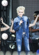 Gwen-Stefani-at-Jimmy-Kimmel-Live-Show--075B15D.jpg