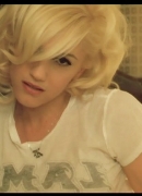 Gwen_Stefani_-_4_In_the_Morning_111.jpg