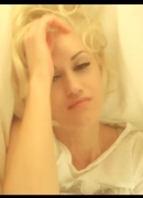 Gwen_Stefani_-_4_In_the_Morning_151.jpg