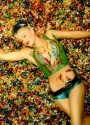 Gwen_Stefani_-_Luxurious_ft__Slim_Thug_093.jpg