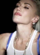 Gwen_Stefani_-_Used_To_Love_You_112.jpg