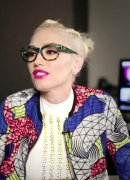 Gwen_Stefani_Gushes_About_Her_New_Eyeglasses_Collections_036.jpg