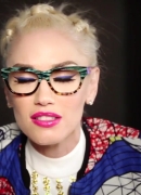 Gwen_Stefani_Gushes_About_Her_New_Eyeglasses_Collections_050.jpg