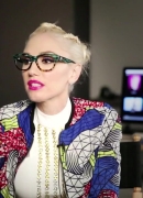 Gwen_Stefani_Gushes_About_Her_New_Eyeglasses_Collections_060.jpg