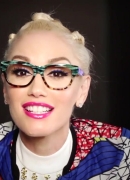 Gwen_Stefani_Gushes_About_Her_New_Eyeglasses_Collections_140.jpg