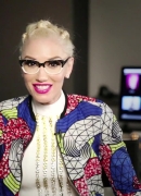Gwen_Stefani_Gushes_About_Her_New_Eyeglasses_Collections_221.jpg
