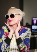 Gwen_Stefani_Gushes_About_Her_New_Eyeglasses_Collections_241.jpg