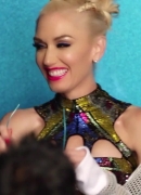 Gwen_Stefani_Gushes_About_Her_New_Eyeglasses_Collections_298.jpg
