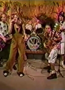 No_doubt_THE_GIG_San_Pedro_CA_1101990_-_FIRST_EVER_TV_APPEARANCE_Up_yours__Big_city_train_50.jpg