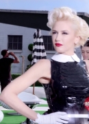 Priceless_Surprises_from_Gwen_Stefani_and_MasterCard_016.jpg