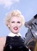 Priceless_Surprises_from_Gwen_Stefani_and_MasterCard_063.jpg