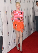 gwen-stefani-at-the-voice-season-7-red-carpet-event-in-west-hollywood_25.jpg