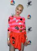 gwen-stefani-at-the-voice-season-7-red-carpet-event-in-west-hollywood_7.jpg
