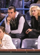 Gwen_Stefani_and_Gavin_Rossdale_sit_behind_Mirka_Federer_as_they_all_cheer_on_world_number_one_Roger_Federer_at_the_Indian_Wells_tennis_tournament_281729.jpg