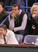 Gwen_Stefani_and_Gavin_Rossdale_sit_behind_Mirka_Federer_as_they_all_cheer_on_world_number_one_Roger_Federer_at_the_Indian_Wells_tennis_tournament_281829.jpg