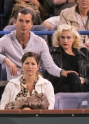 Gwen_Stefani_and_Gavin_Rossdale_sit_behind_Mirka_Federer_as_they_all_cheer_on_world_number_one_Roger_Federer_at_the_Indian_Wells_tennis_tournament_282029.jpg