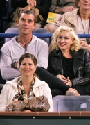 Gwen_Stefani_and_Gavin_Rossdale_sit_behind_Mirka_Federer_as_they_all_cheer_on_world_number_one_Roger_Federer_at_the_Indian_Wells_tennis_tournament_282229.jpg