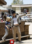 gwen-stefani-on-a-day-out-with_3910186.jpg